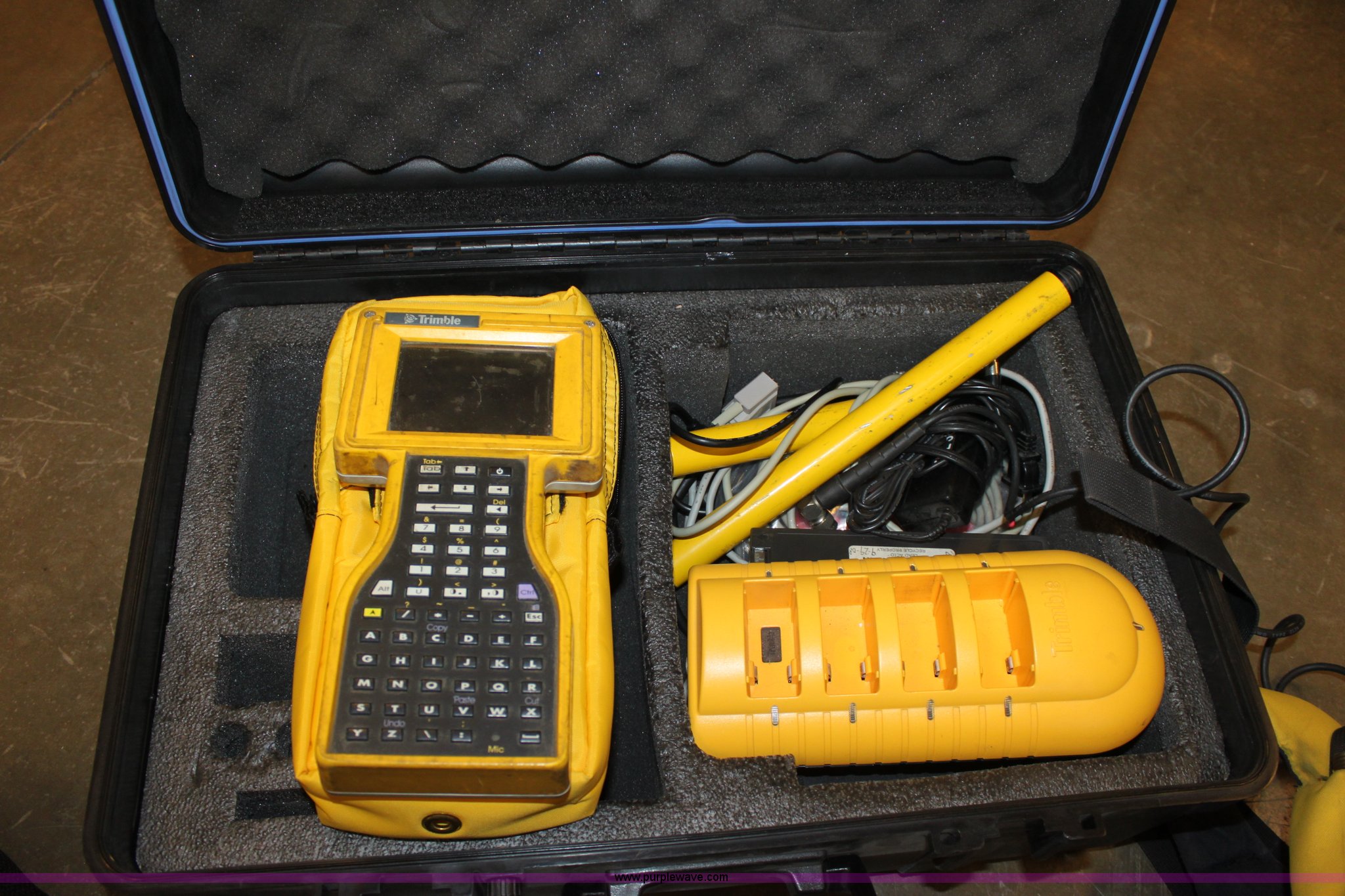 (2) Trimble TSCE backpack GPS units in Hutchinson, KS Item L9643 sold