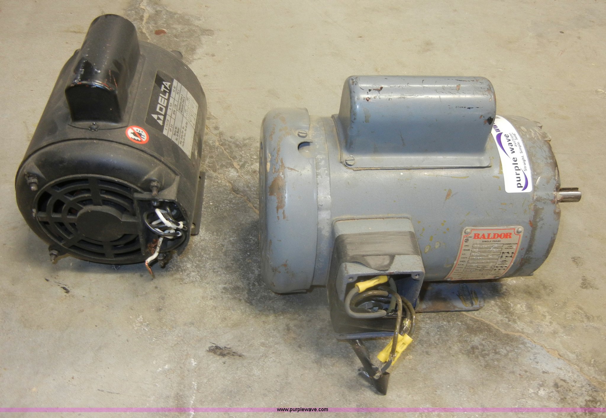 (2) electric motors in Eskridge, KS Item M9665 sold Purple Wave