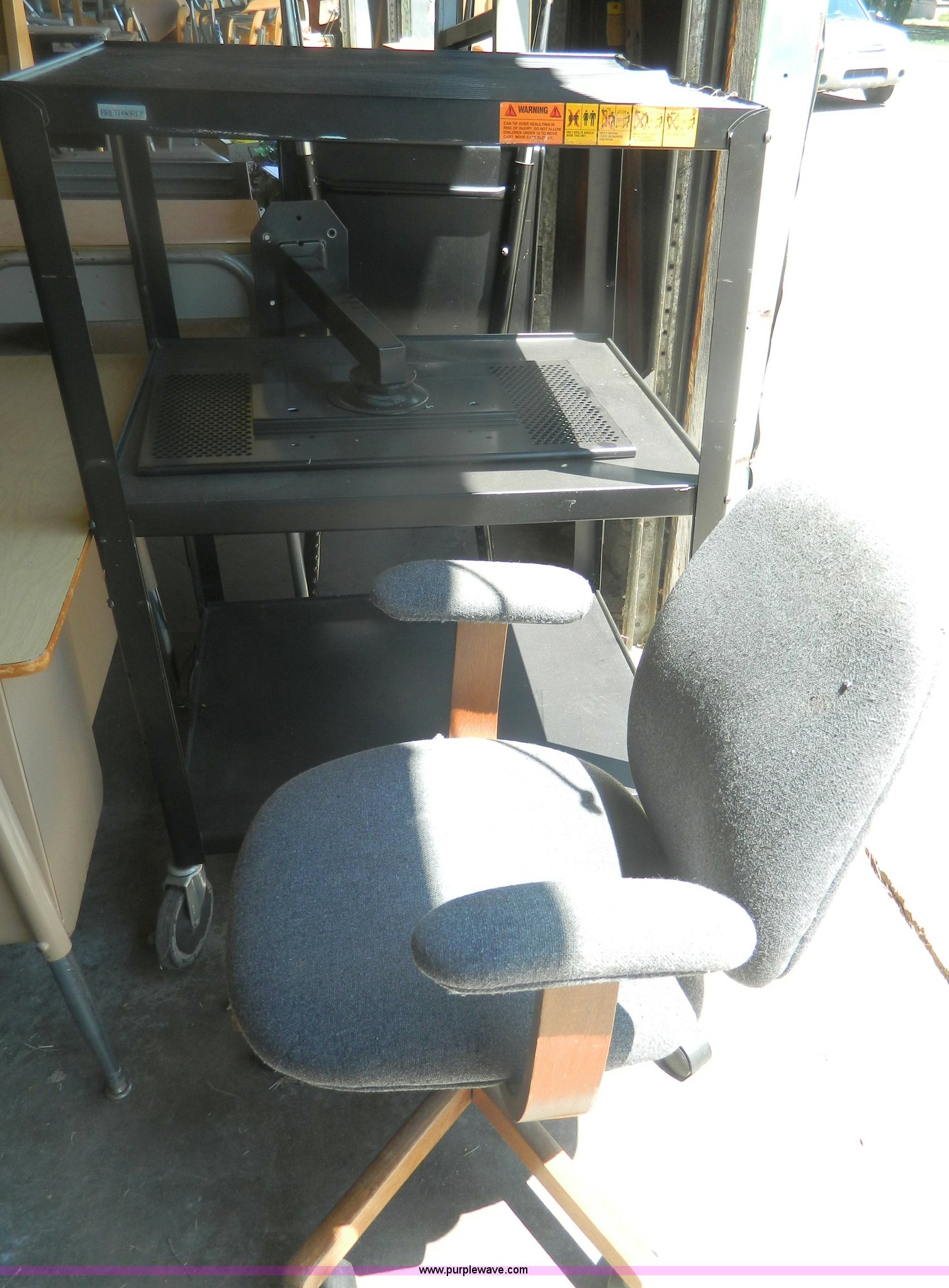 Assorted furniture in Claflin, KS Item T9281 sold Purple Wave