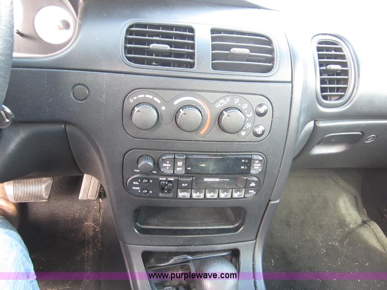 image for item A3884 2001 Dodge Intrepid SE