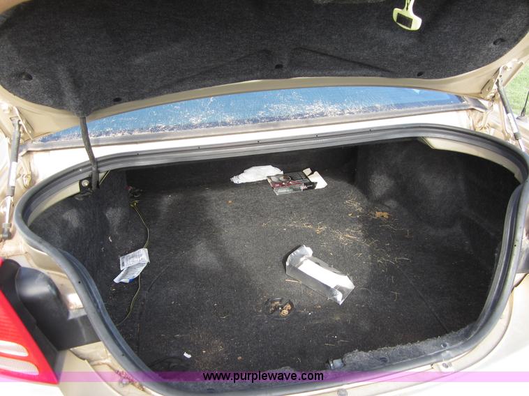 image for item A3884 2001 Dodge Intrepid SE