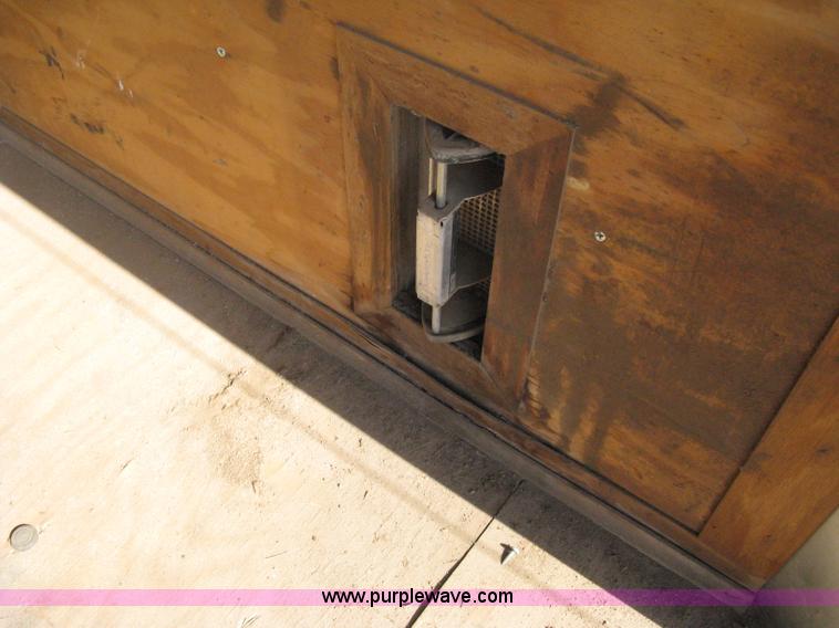 image for item A6491 2005 Continental Cargo tandem axle gooseneck cargo trailer