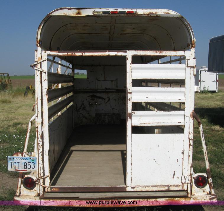 image for item A6492 1978 Hale tandem axle stock trailer