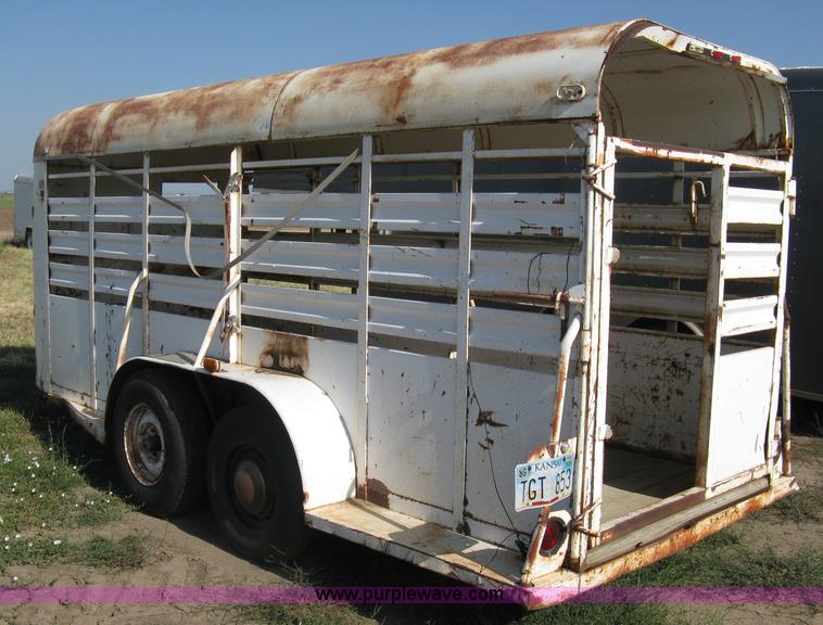 image for item A6492 1978 Hale tandem axle stock trailer