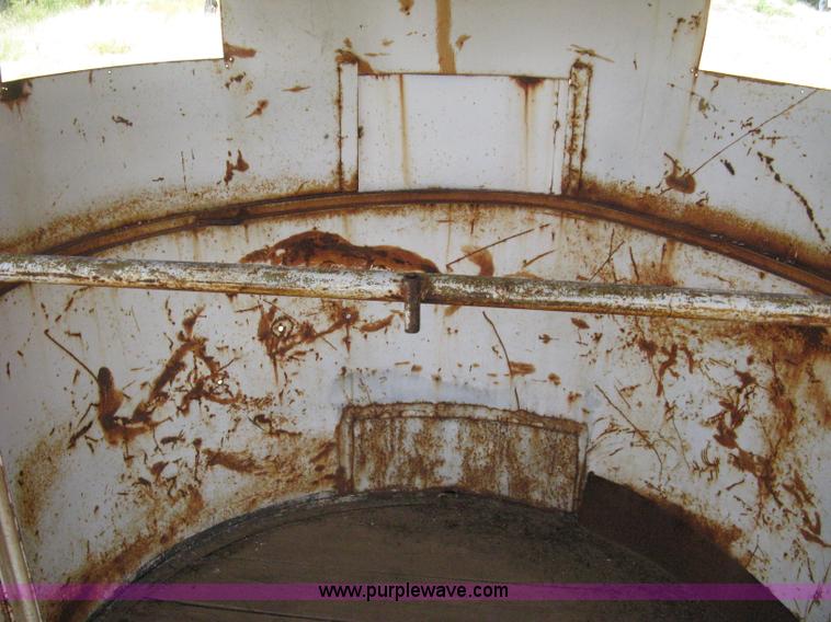 image for item A6492 1978 Hale tandem axle stock trailer