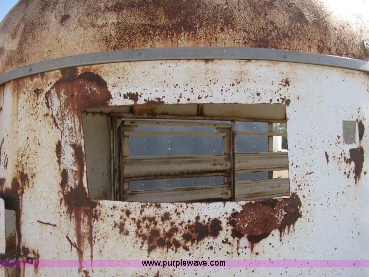 image for item A6492 1978 Hale tandem axle stock trailer