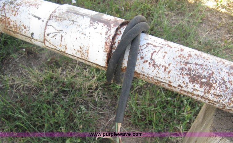 image for item A6492 1978 Hale tandem axle stock trailer