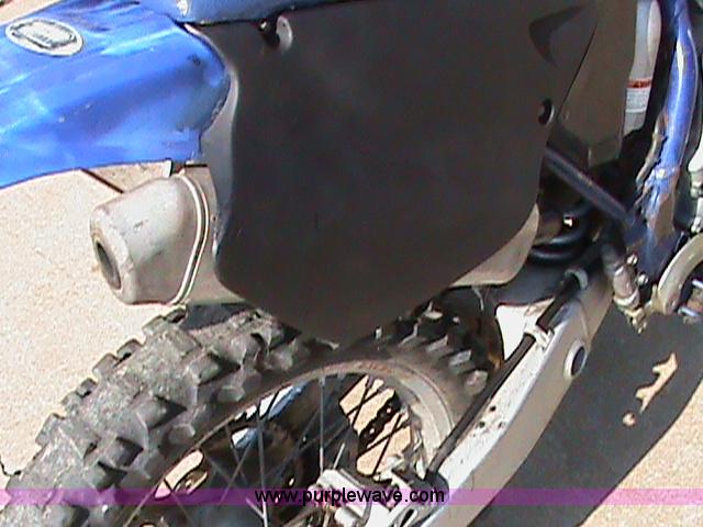 image for item B1274 1999 Yamaha YZ250 dirt bike