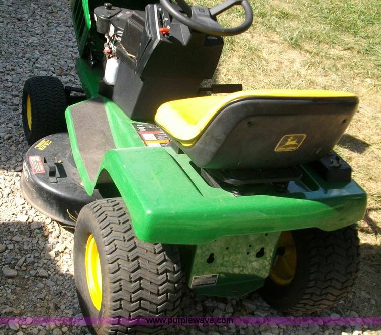 image for item B1432 John Deere STX38 lawn mower