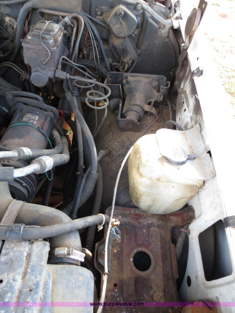 image for item B2437 1985 GMC C3500 pickup truck