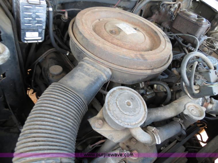 image for item B2437 1985 GMC C3500 pickup truck