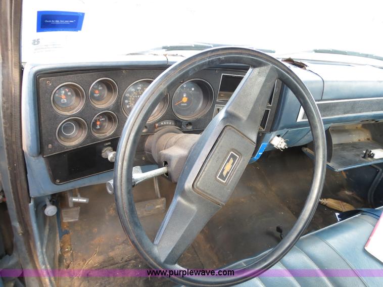image for item B2438 1988 Chevrolet C3500 stake truck