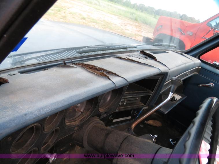 image for item B2438 1988 Chevrolet C3500 stake truck