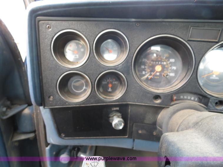 image for item B2438 1988 Chevrolet C3500 stake truck