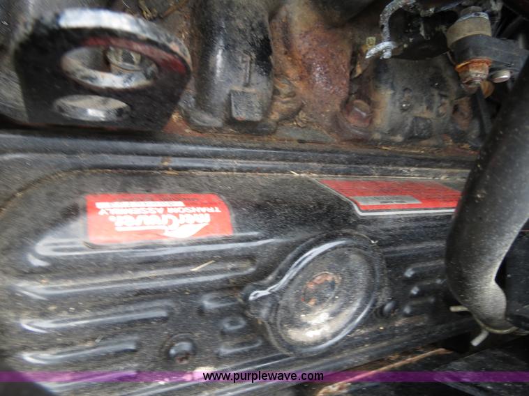 image for item B2451 1987 Invader 18'8" boat