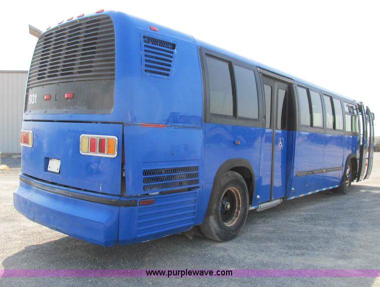 image for item B2756 1994 TMC T70606 transit bus