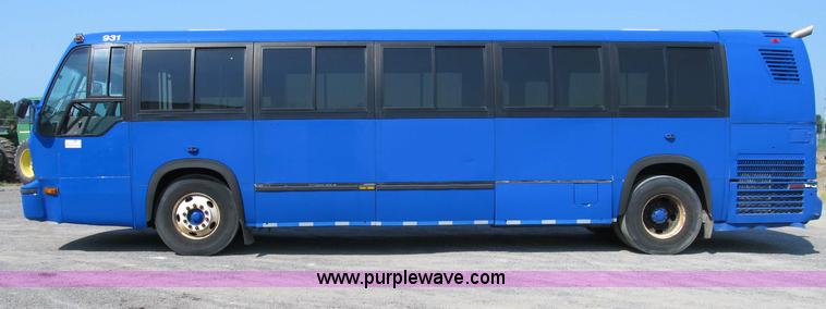 image for item B2756 1994 TMC T70606 transit bus