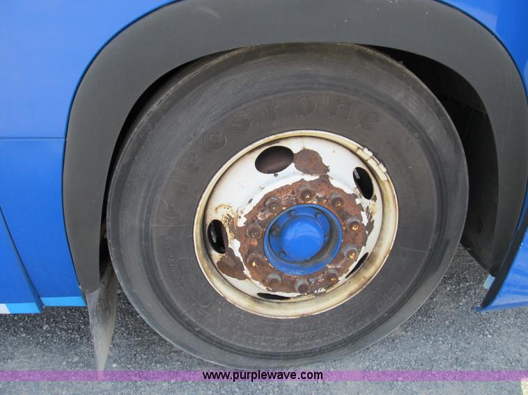 image for item B2756 1994 TMC T70606 transit bus