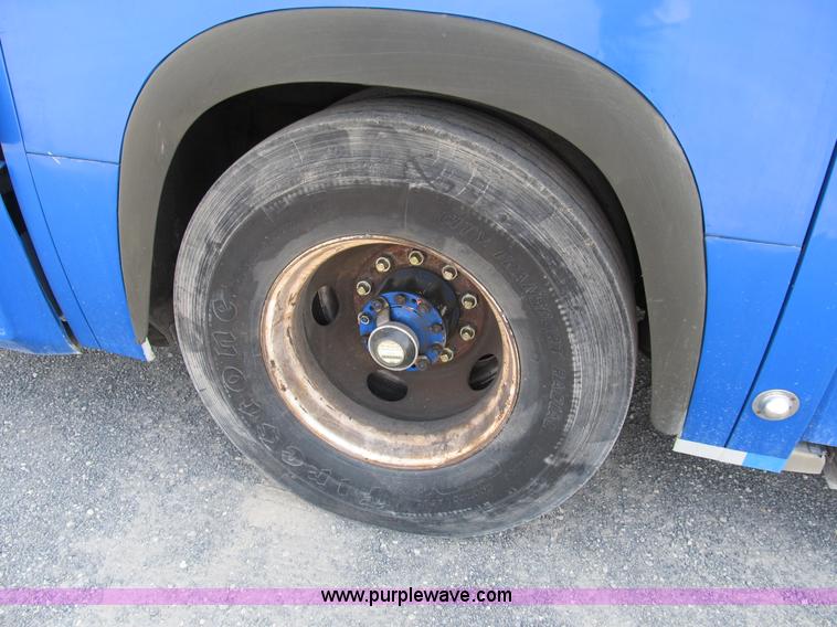 image for item B2756 1994 TMC T70606 transit bus