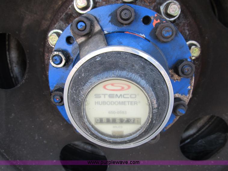 image for item B2756 1994 TMC T70606 transit bus