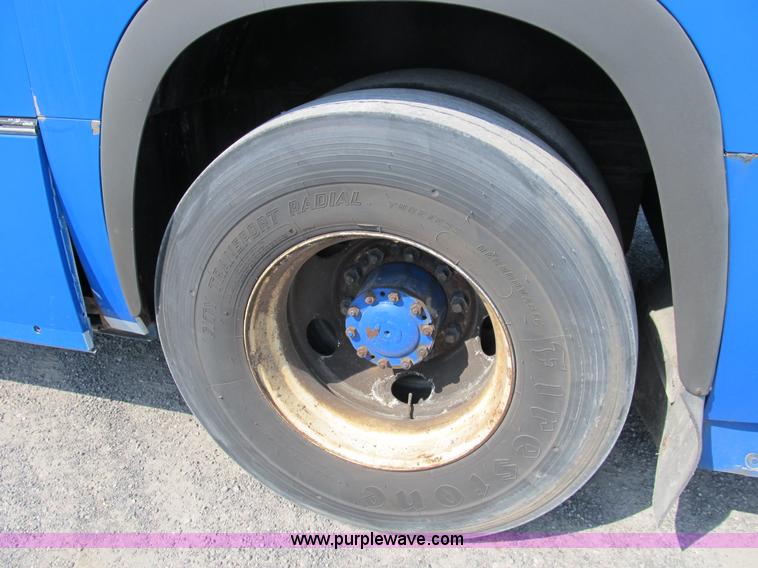 image for item B2756 1994 TMC T70606 transit bus