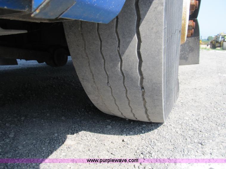 image for item B2756 1994 TMC T70606 transit bus