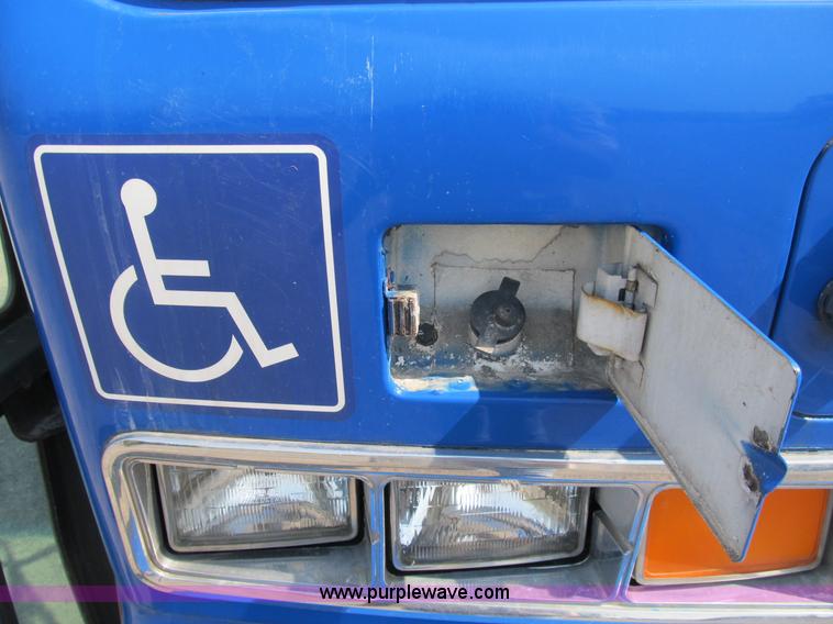 image for item B2756 1994 TMC T70606 transit bus