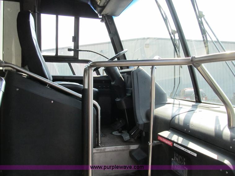 image for item B2756 1994 TMC T70606 transit bus