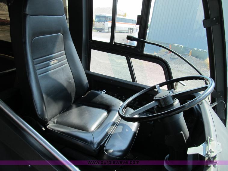 image for item B2756 1994 TMC T70606 transit bus