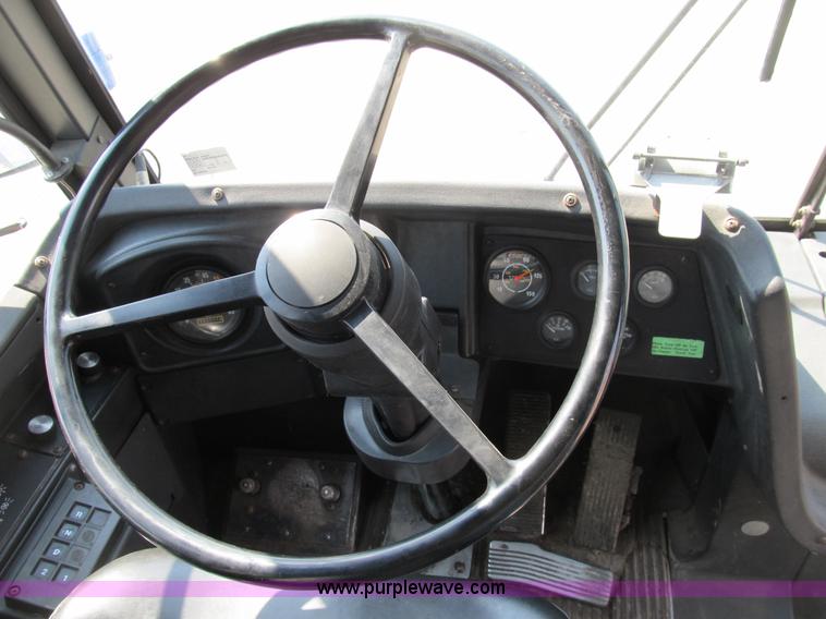 image for item B2756 1994 TMC T70606 transit bus