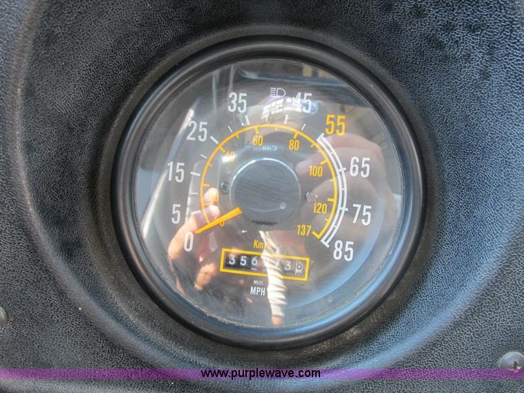 image for item B2756 1994 TMC T70606 transit bus