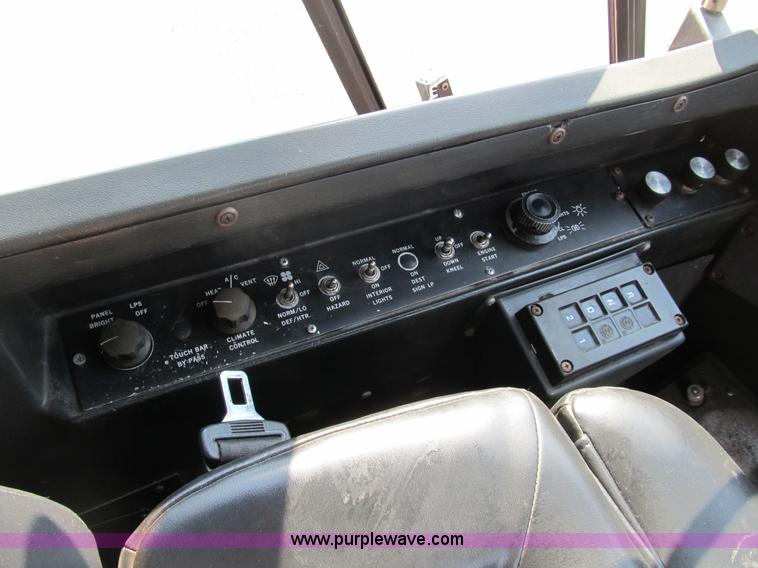 image for item B2756 1994 TMC T70606 transit bus