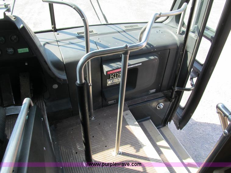 image for item B2756 1994 TMC T70606 transit bus