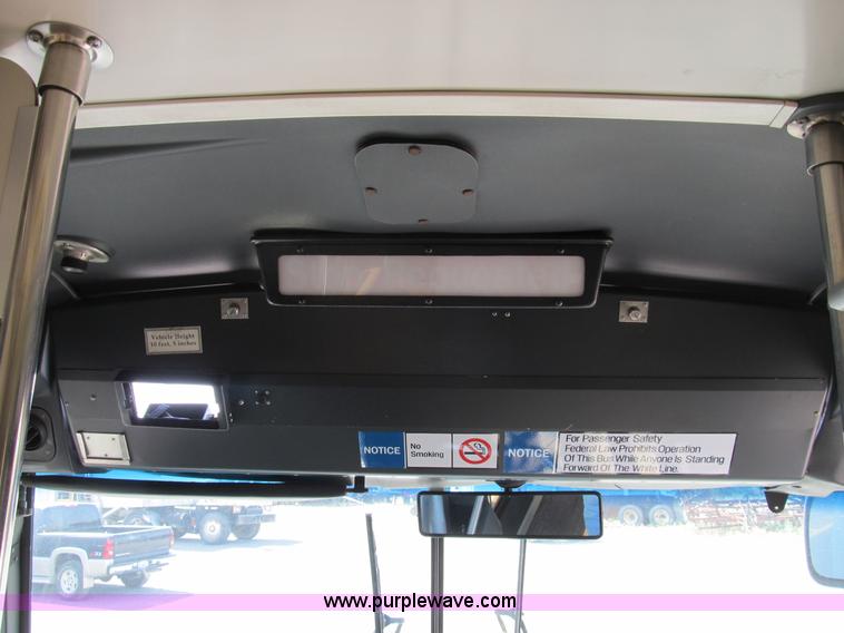 image for item B2756 1994 TMC T70606 transit bus