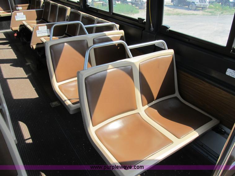 image for item B2756 1994 TMC T70606 transit bus