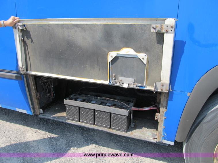 image for item B2756 1994 TMC T70606 transit bus