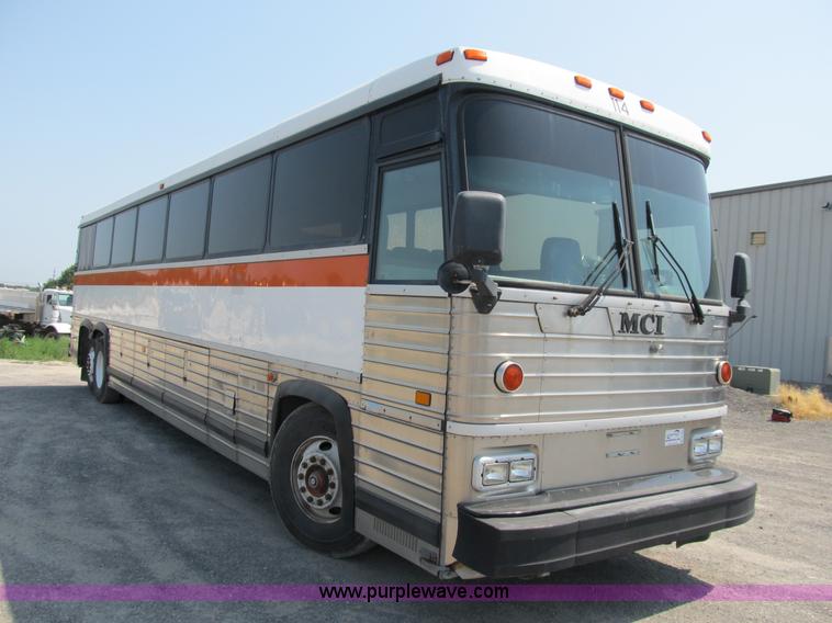 image for item B2757 1997 MCI MC-12 coach bus
