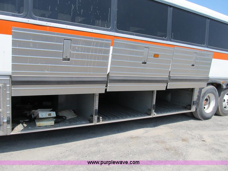 image for item B2757 1997 MCI MC-12 coach bus