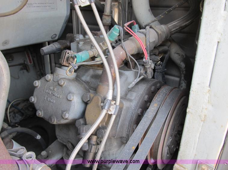 image for item B2757 1997 MCI MC-12 coach bus