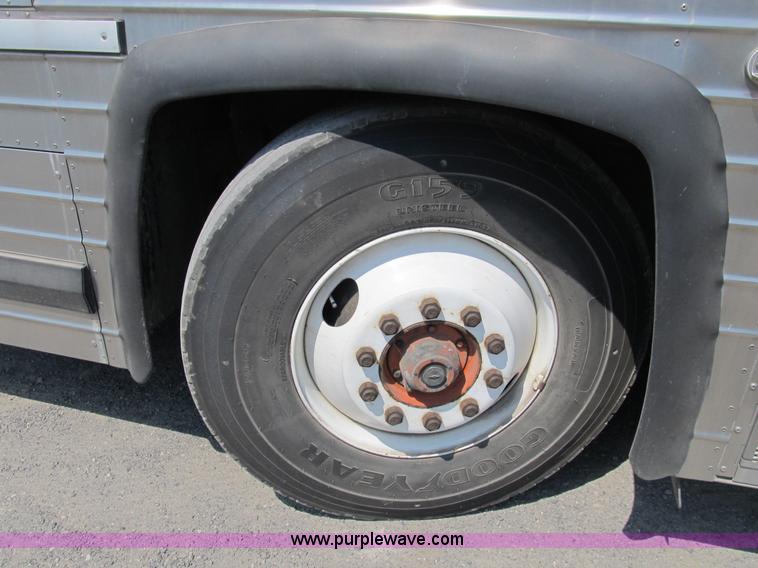 image for item B2757 1997 MCI MC-12 coach bus