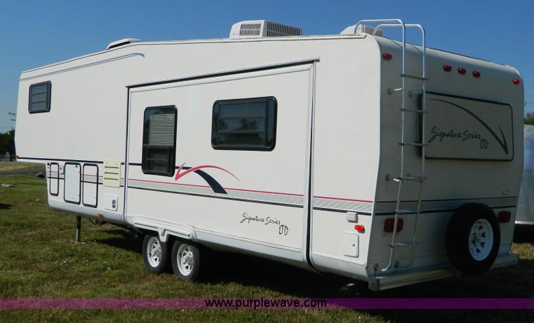 image for item B3804 1996 Dutchmen Signature LTD 33' fifth wheel camper