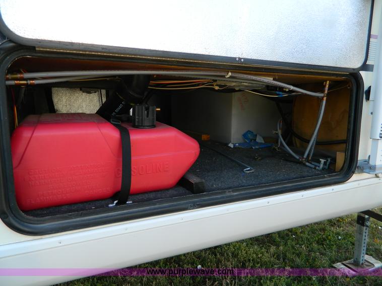 image for item B3804 1996 Dutchmen Signature LTD 33' fifth wheel camper