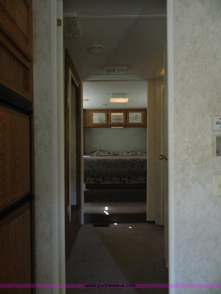 image for item B3804 1996 Dutchmen Signature LTD 33' fifth wheel camper