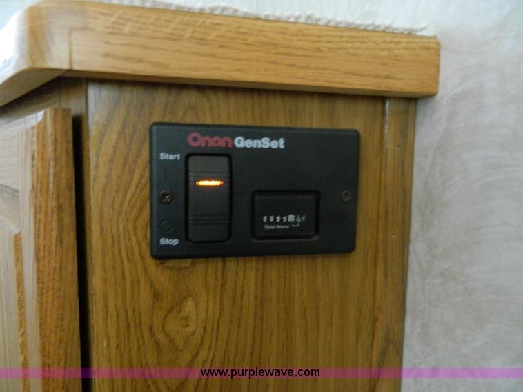 image for item B3804 1996 Dutchmen Signature LTD 33' fifth wheel camper