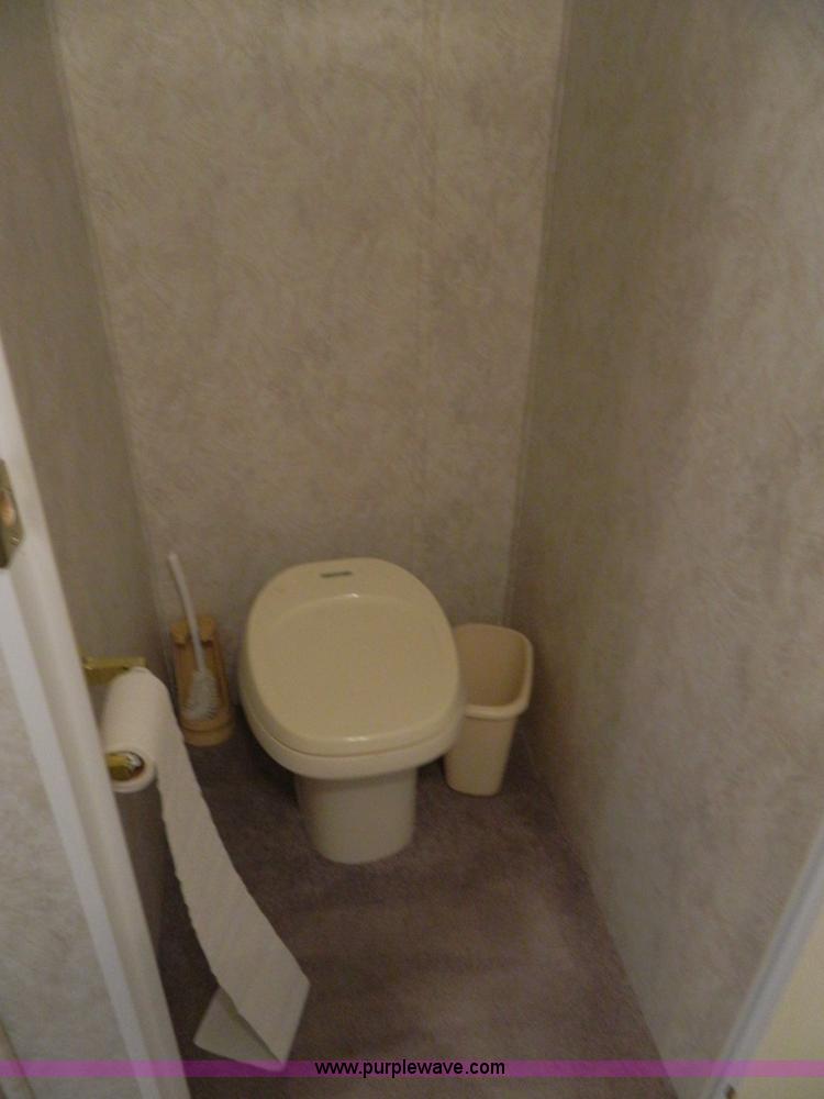 image for item B3804 1996 Dutchmen Signature LTD 33' fifth wheel camper