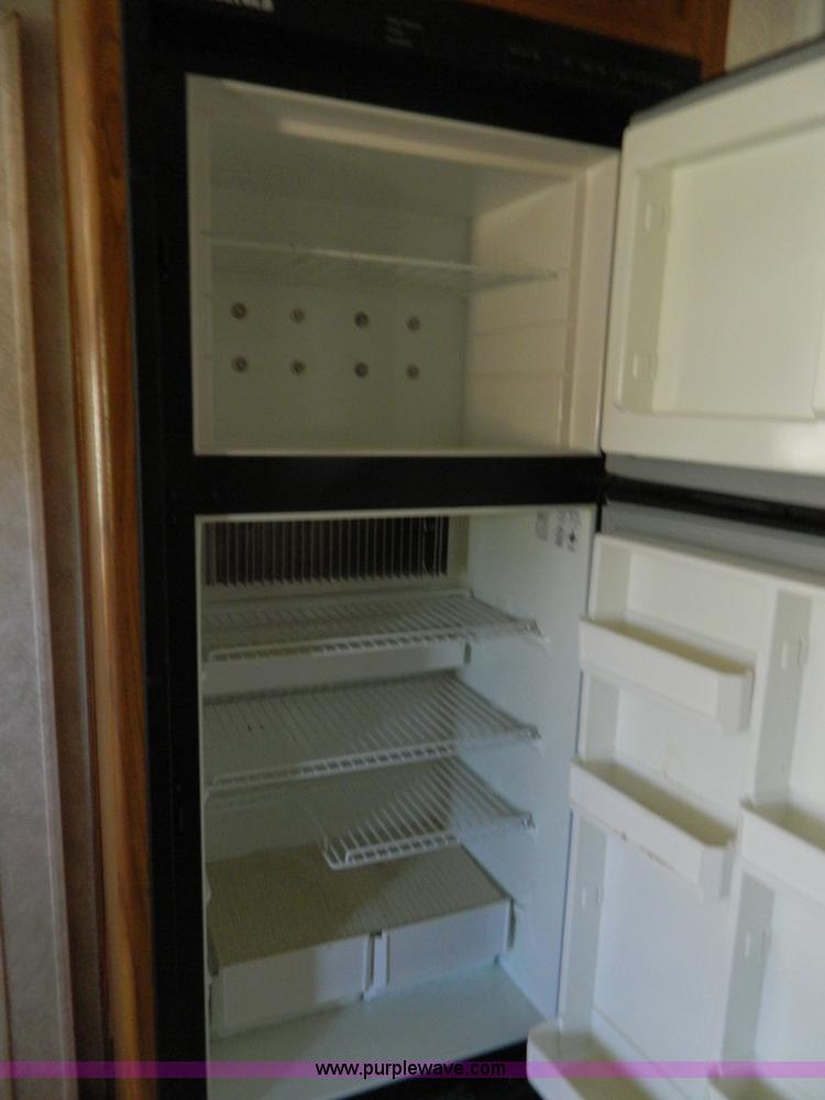 image for item B3804 1996 Dutchmen Signature LTD 33' fifth wheel camper