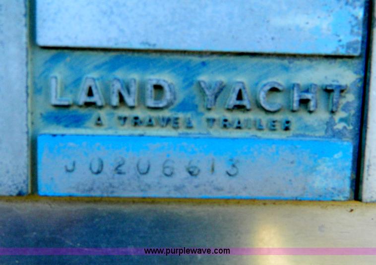 image for item B3805 1966 Airstream Globe Trotter 20' camper