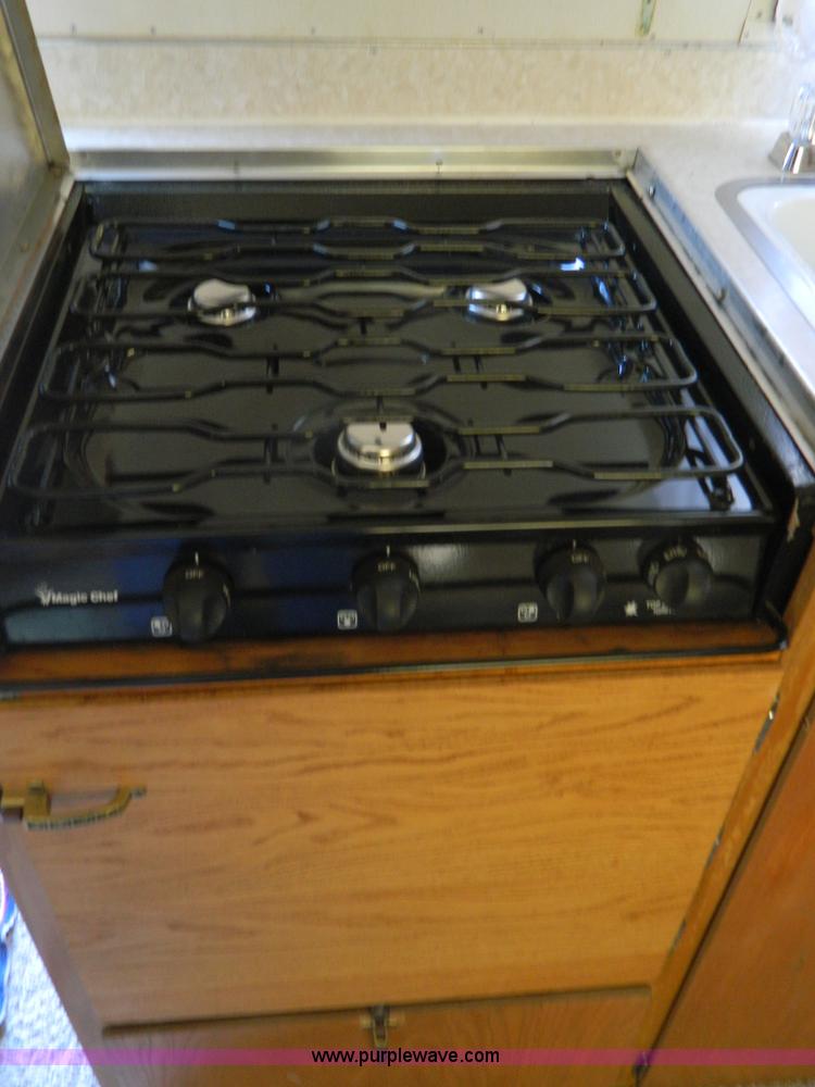 image for item B3805 1966 Airstream Globe Trotter 20' camper