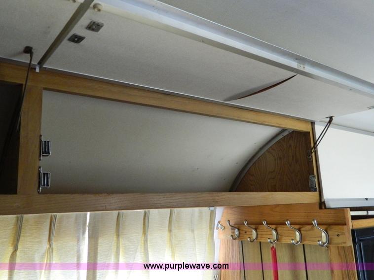 image for item B3805 1966 Airstream Globe Trotter 20' camper