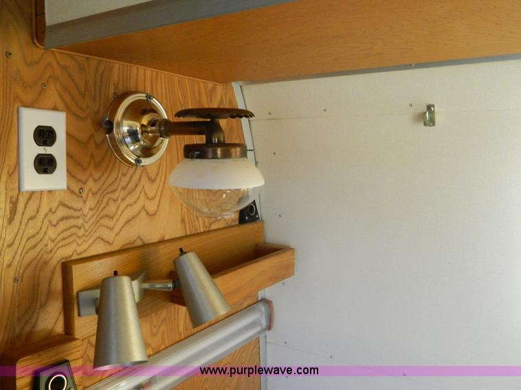 image for item B3805 1966 Airstream Globe Trotter 20' camper